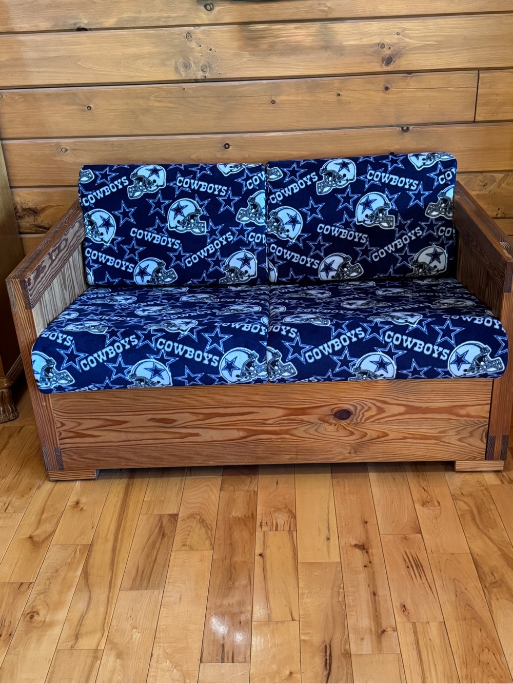 DALLAS COWBOYS Fans: THIS END UP Classic Machine Washable Slipcover 2-piece Set - Picture 12 of 16